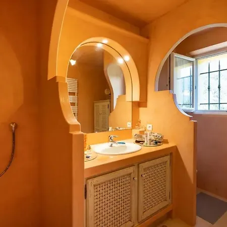 La Maison De Jeanne Villa